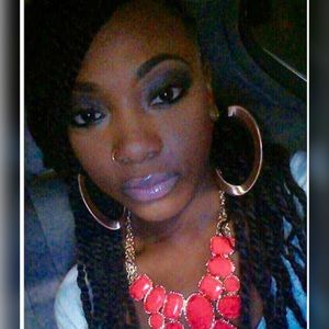 Meet your Posher, Bee